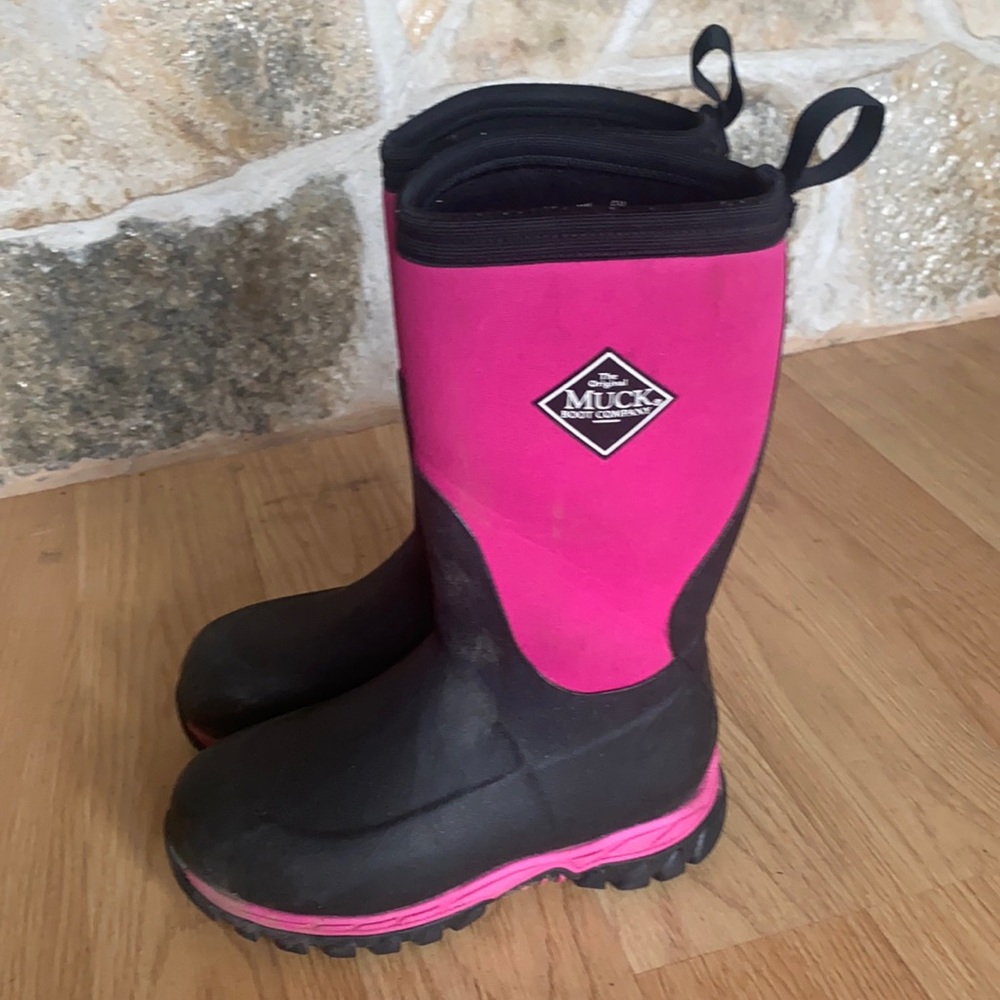 EUC Original Muck Boots Sz 1 Pink/Black